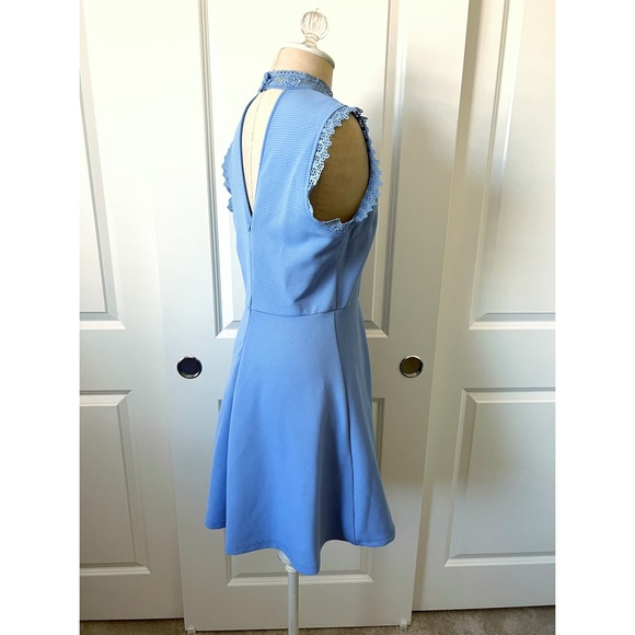 💎 FRANCESCA’S Periwinkle Dress - Picture 5 of 7